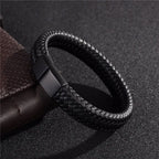 Retro Men's Leather Open Bangle